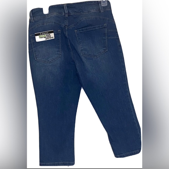 COPY - d. jeans size 8 P super high waist butt lifter capri petite. NWT - Picture 2 of 3